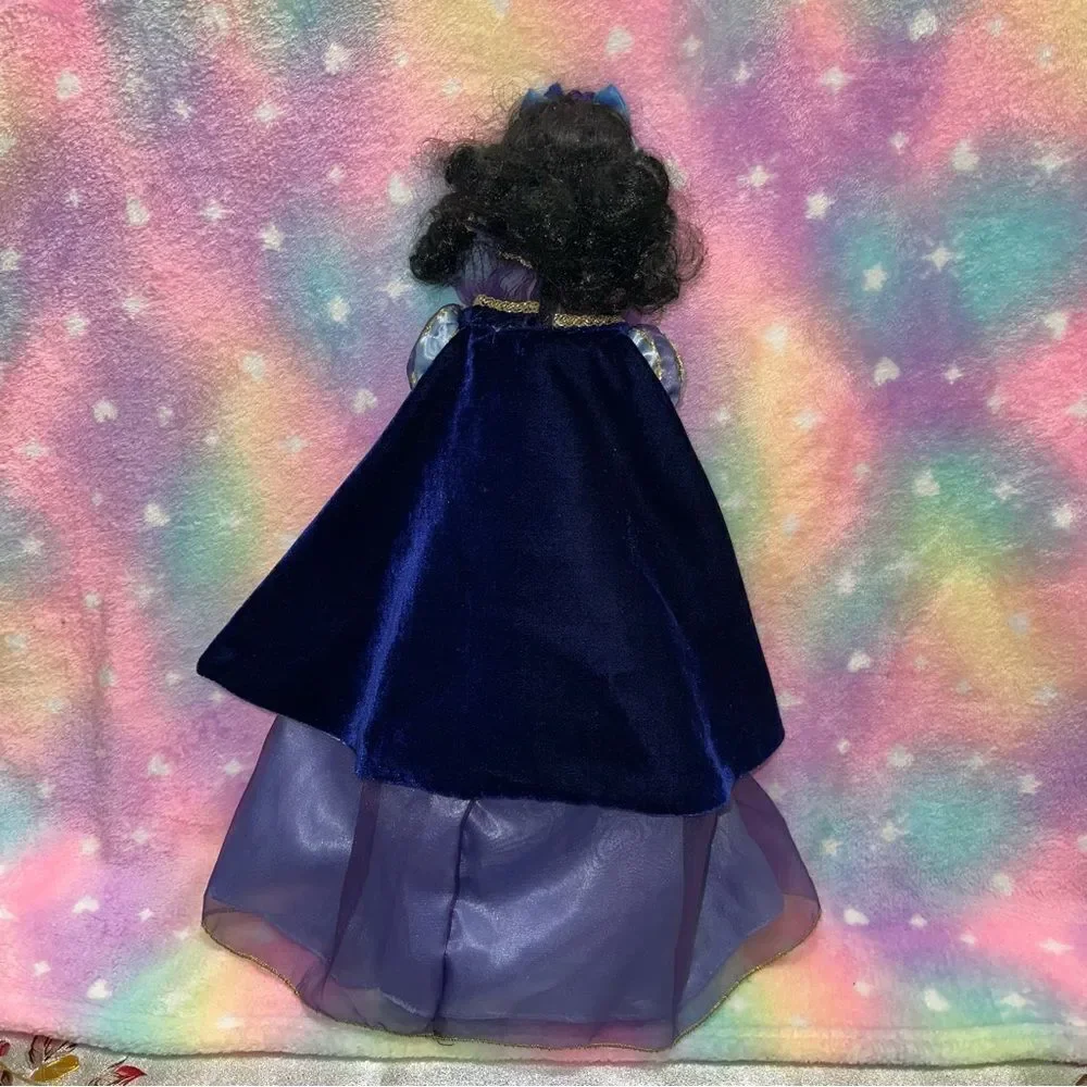 Disney Snow White Doll Porcelain